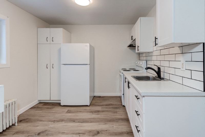 Renovated 2 bed apartment all inclusive Long Term Rentals Sudbury