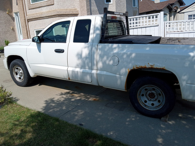 2009 DODGE DAKOTA EXTENDED cab LOW KMs in Cars & Trucks in Edmonton - Image 4