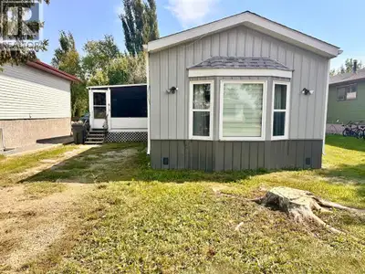 Looking for affordable home ownership with no lot rent? This well maintained 1992 mobile home sits o...