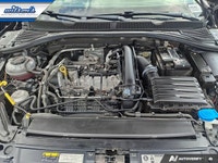 Look at this certified 2019 Volkswagen Jetta Execline 6-Speed Manual | Leather | Sunroof | Nav | Bea... (image 8)