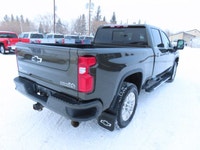 Recent trade in, 2023 Chevrolet Silverado 2500HD High Country, 6.6 L V8 Duramax turbo Diesel, 4x4. C... (image 8)