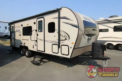 MVSA #40458 See Dealer Website for Details. 2019 FOREST RIVER FLAGSTAFF 2502S ...