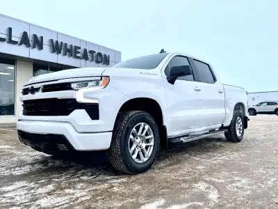 Please Check Sellers Website to verify updated / current prices. 4WD Crew Cab 147" RST Engine: 5.3L...
