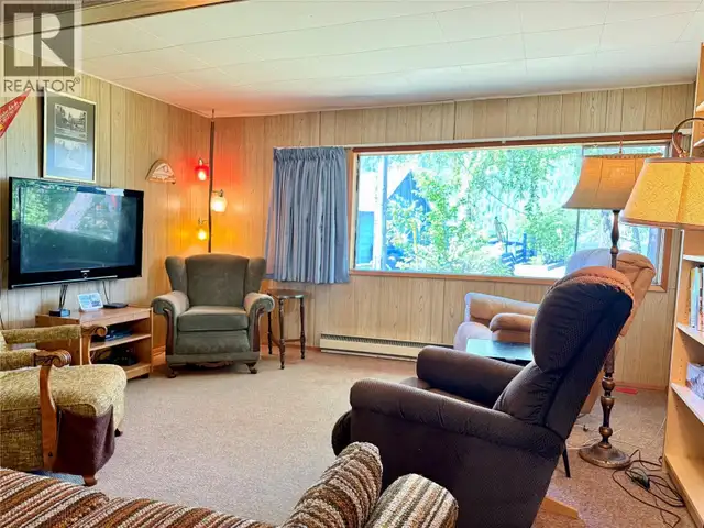 189 Alpine Road Christina Lake, British Columbia in Houses for Sale in Penticton - Image 8