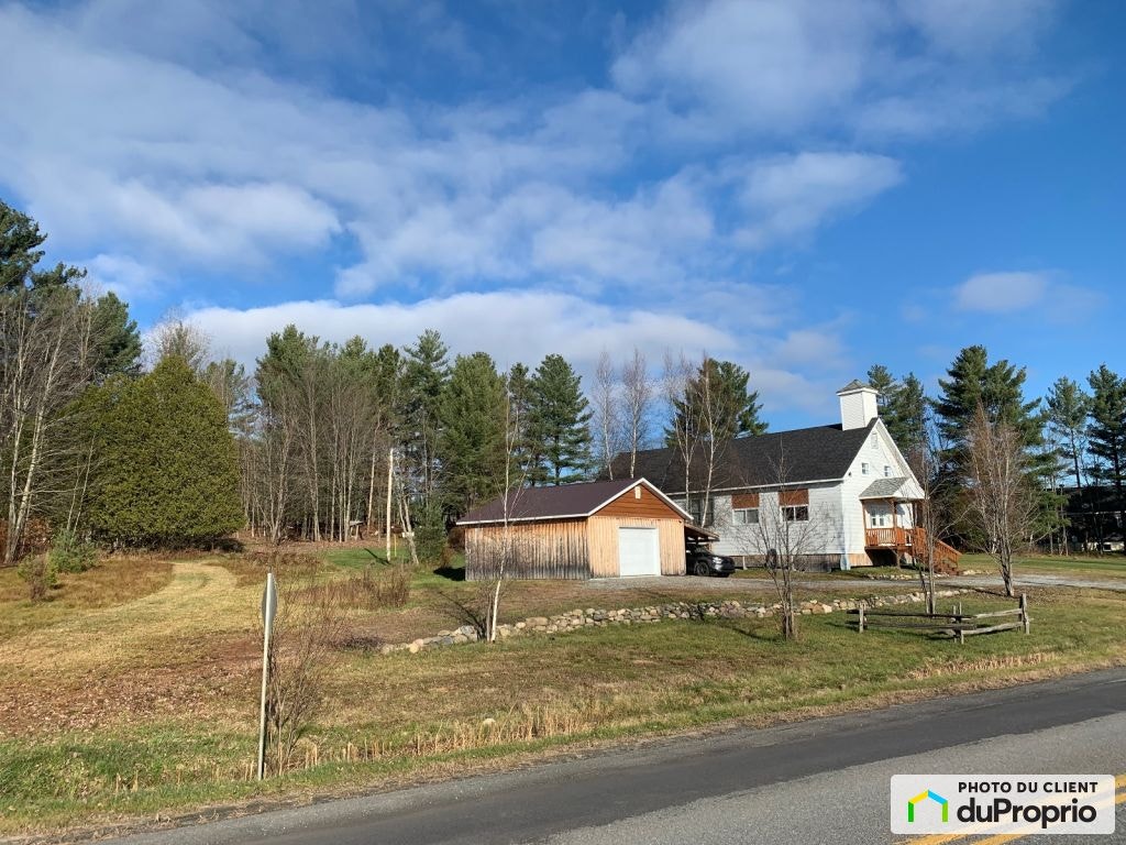 $845,000 - 1 1/2 Storey for sale in Magog — photo 3