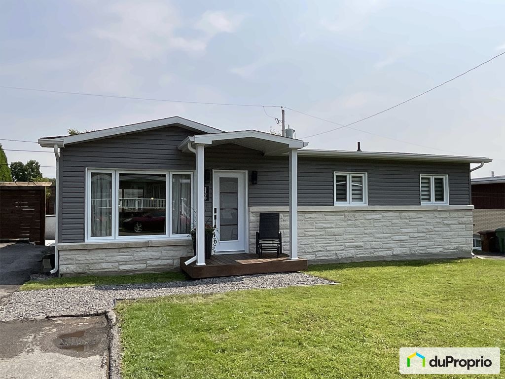 $399,000 - Bungalow for sale in Chicoutimi (Chicoutimi-Nord) — photo 1