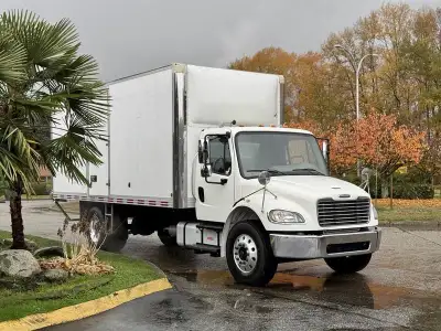 This 2017 Freightliner M2 106 cube van is powered by a Cummins ISB 6.7L 6-cylinder engine with an au...
