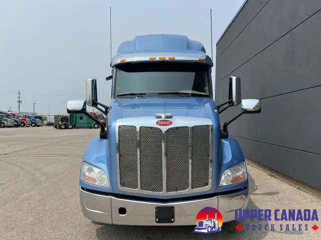 2019 Peterbilt 579 in Heavy Trucks in Barrie - Image 9