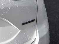 FORMER DAILY RENTAL This Mazda CX-5's interior is one of the best in the class, offering great versa... (image 6)