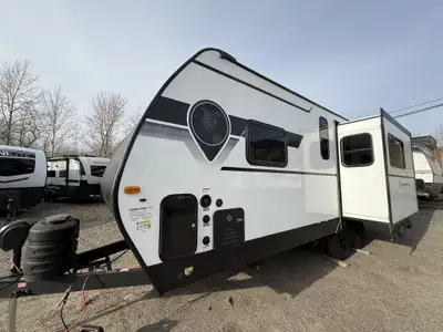 Welcome to Rock Island RV Designed for couples who crave comfort without excess, this short, lightwe...
