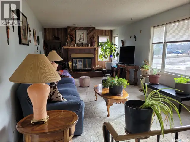 529 6th AVENUE E Assiniboia, Saskatchewan in Houses for Sale in Moose Jaw - Image 15