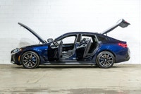 *English below* *Français:* Ce spectaculaire BMW i4 M50 xDrive Gran Coupé 2025, provenant d'un seul... (image 4)