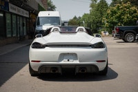 2021 Porsche 718 Spyder Porsche 718 Spyder with 34,000 kilometers from new. Powered by a 4.0-litre n... (image 4)