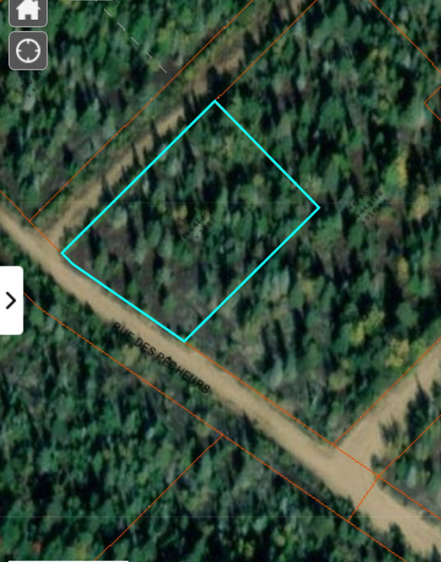 Des Lys - TERRAIN À VENDRE in Land for Sale in Lanaudière - Image 3