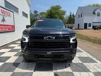 A bold full-size pickup with sporty styling, strong capability, and a comfortable cabin, offering co... (image 1)