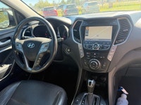 2015 SANTA FE XL LIMITED EDITION AWD 1 OWNER 6 PASSENGER PANO ROOF NAVIGATION ONLY $227.41 BI WEEKLY... (image 9)