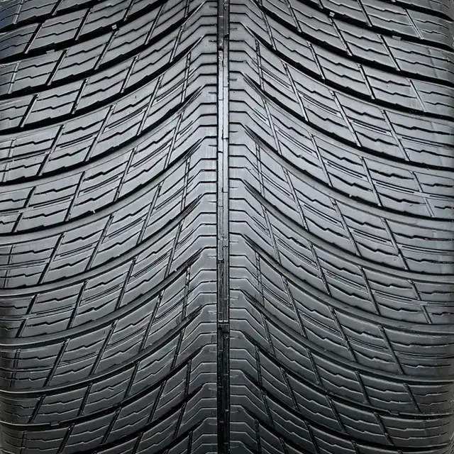 (95%) 4x Porsche 911 *992* 20"/21" OEM Winter Wheels Package in Tires & Rims in City of Toronto - Image 11