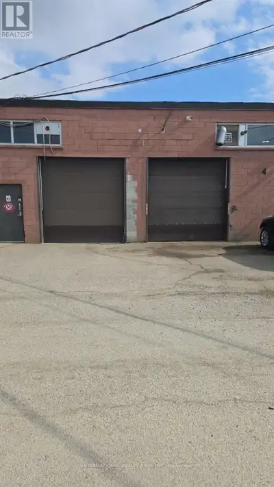 Large 2500 Sq Ft Warehouse available, Rent is $2400+ HST + Hydro. Tenant must have their own Insuran...