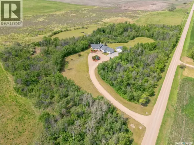 The Meadow Acreage Corman Park Rm No. 344, Saskatchewan in Houses for Sale in Saskatoon - Image 6