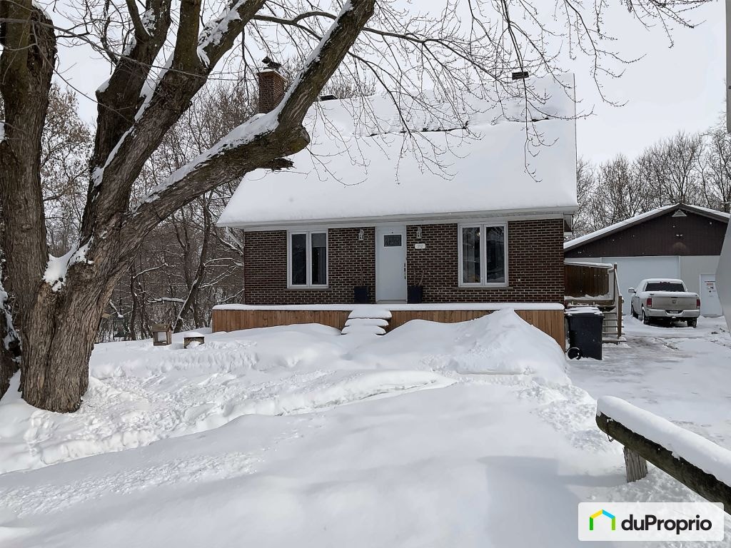 $669,000 - 2 Storey for sale in L'Épiphanie — photo 1
