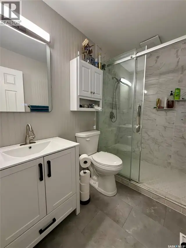201 4th AVENUE SE Eston, Saskatchewan in Houses for Sale in Swift Current - Image 22