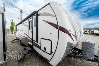 Located in Winfield, BC Call or Text 250-766-4607 Voyager RV Centre 1-800-668-1447 Ducted Air Condit...