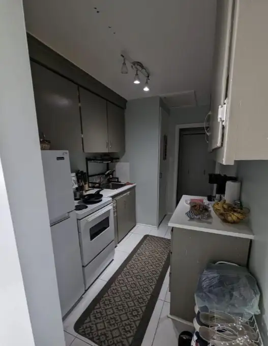 $1100 Bedroom for Rent! in Burlington - Roseland All inclusive62867603227266122