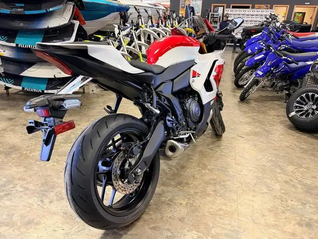 2026 Yamaha YZF-R7 70th Anniversary in Sport Bikes in Medicine Hat - Image 6
