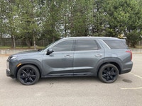 // ACCIDENT FREE!! // Meet the 2023 Hyundai Palisade Urban 7-Passenger AWD, a confident, family-read... (image 9)