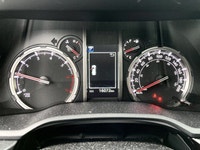 No Accidents - One Owner - Running Boards - Sunroof - Heated Steering Wheel Rugged yet refined, the... (image 4)