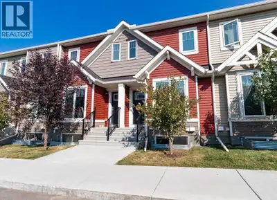 This is the opportunity you have been waiting for, 4 beds, 3.5 baths, 2 parking stalls, private back...