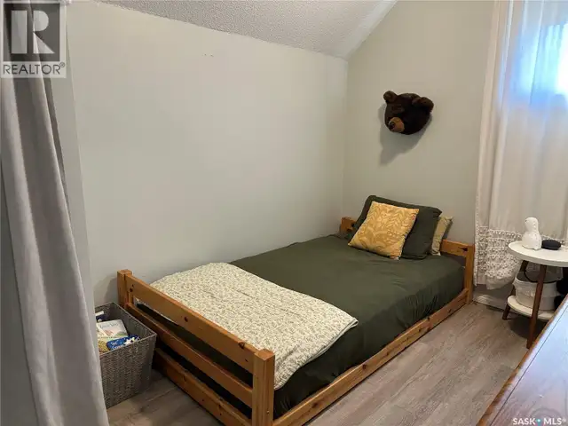 24 3rd AVENUE SE Weyburn, Saskatchewan in Houses for Sale in Regina - Image 17