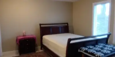 BEAUTIFUL, SPACEY MASTER BEDROOM FOR FEMALE-CANYON MEADOWS