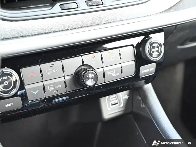 2025 Jeep Compass Sport 4x4 Nav Capable Heated Seats in Cars & Trucks in St. Albert - Image 21