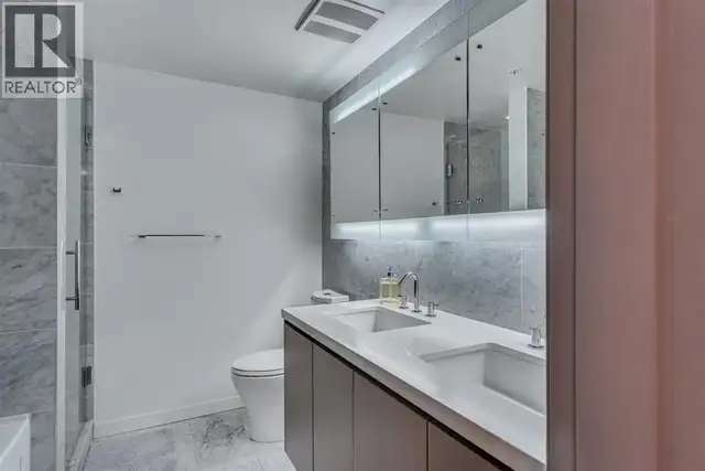 PH2015 68 SMITHE STREET Vancouver, British Columbia in Long Term Rentals in Vancouver - Image 13