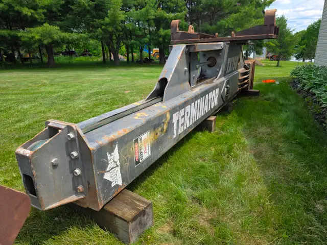 TERMINATOR TX750 75,000 ft-lb  QUARRY-DEMOLITION HAMMER/BREAKER in Heavy Equipment in City of Halifax - Image 15