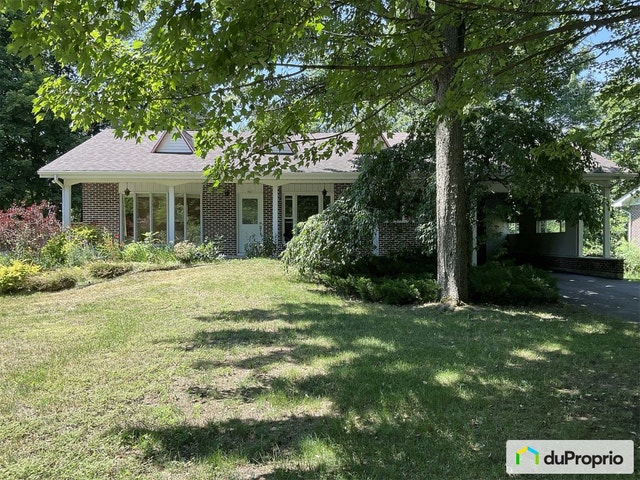 $439,900 - Bungalow for sale in Granby — photo 3