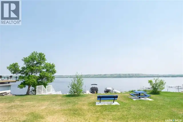 49 Taylor STREET Katepwa Beach, Saskatchewan in Houses for Sale in Regina - Image 35