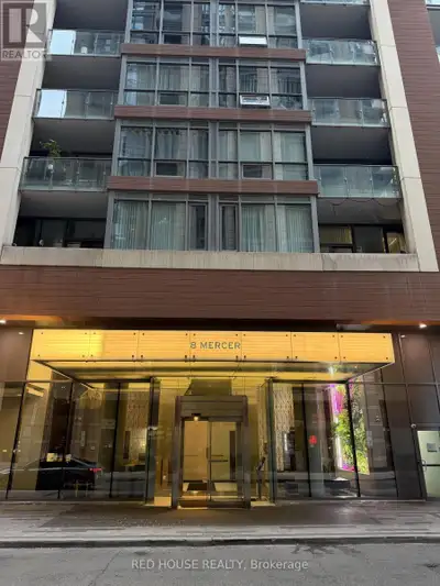 Welcome to 8 Mercer St! This freshly painted and professionally cleaned 1-bedroom + den condo is mov...