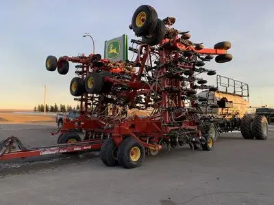 66’ PHD, 10in. Spacing, Double Shoot, Partial Blockage, 6550 TBH Cart, Dual 650 Tires, Bag lift on A...