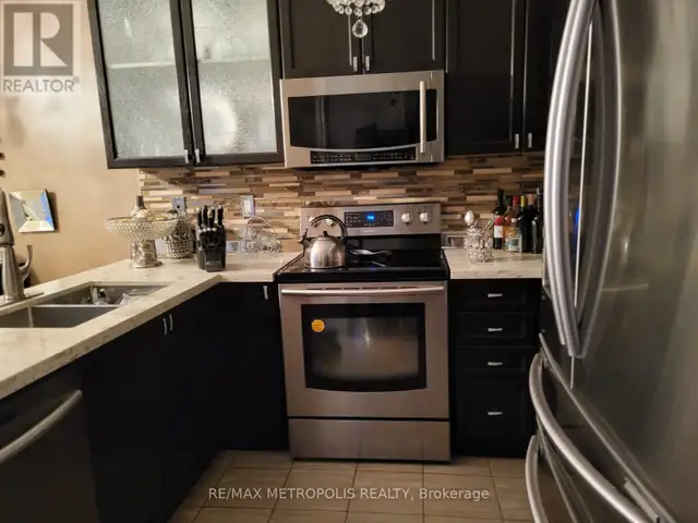 2ND BEDROOM - 2757 WILLIAM JACKSON DRIVE Pickering (Duffin Heigh in Long Term Rentals in Oshawa / Durham Region - Image 4