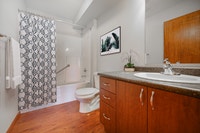 Broadstreet's Edgewood Place offers 2 bedroom pet friendly apartments for rent in the historic area... (image 8)
