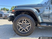 *| ANVIL | SAHARA | 3.6L PENTASTAR V6 | 4X4 | 8-SPEED AUTOMATIC | 18 MACHINED-PAINTED GREY ALUMINUM... (image 8)