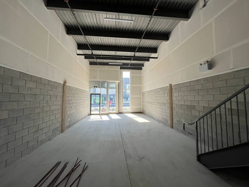 1,750 sqft private industrial warehouse for rent in Mississauga