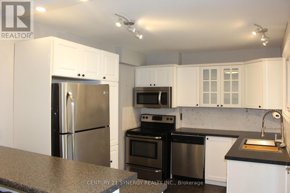 241 WILFRED CRESCENT Arnprior, Ontario 2