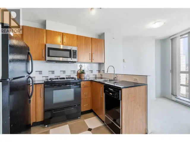 1710 501 PACIFIC STREET Vancouver, British Columbia in Condos for Sale in Vancouver - Image 11
