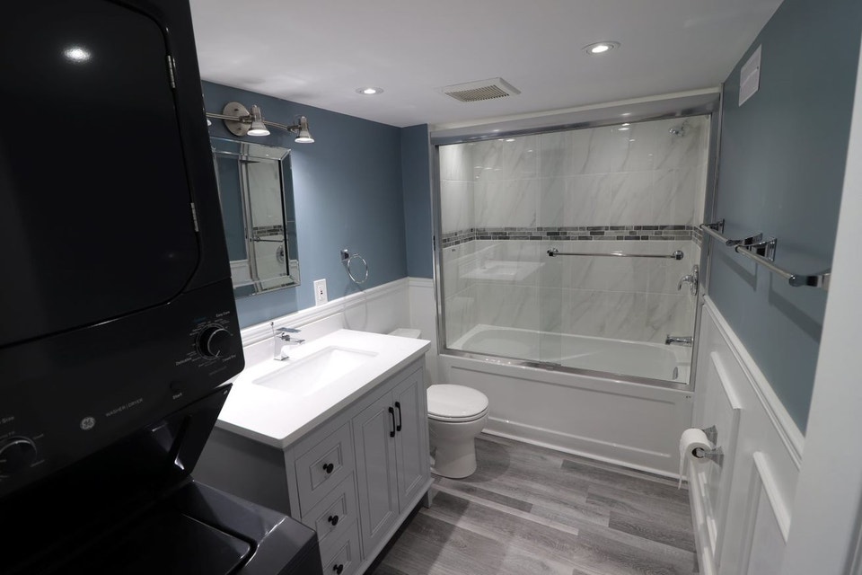 Bright 2 bedroom basement for rent in Oshawa 2