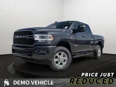 This Ram 3500 delivers a ETM 6.7L Cummins(R) I-6 HO turbo diesel engine powering this Automatic tran...