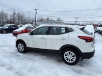 2018 Nissan Rogue Sport AWD ?? Blainville Chrysler Le Nissan Rogue Sport 2018 est un VUS compact pol... (image 4)