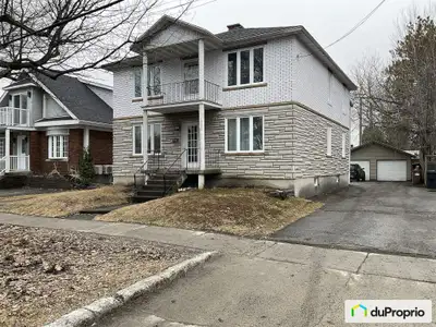 Découvrez ce magnifique duplex, situé dans un quartier paisible de Joliette. Emplacement stratégique...